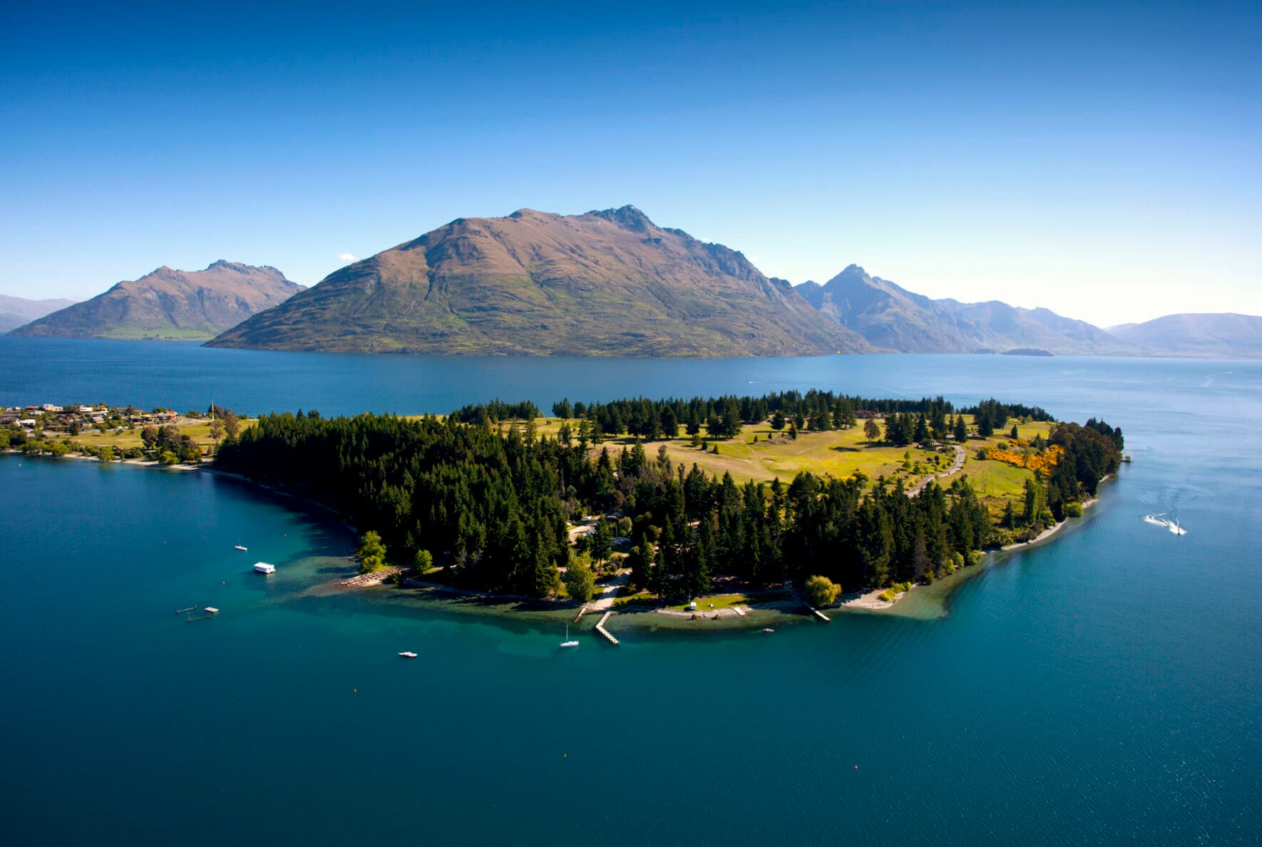 Cover image for Queenstown, New Zealand